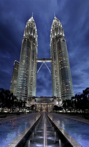 640px-Petronas_Panorama_II