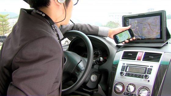 導航影音資訊可同步至手機。