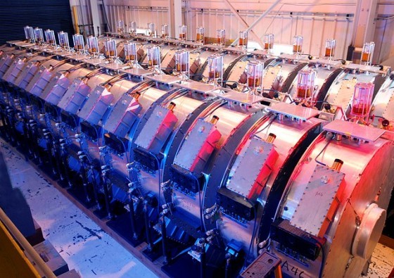 美國洛斯阿拉莫斯國家實驗室的電子加速器一隅 Los Alamos National Laboratory/Flickr, CC BY-NC-ND 