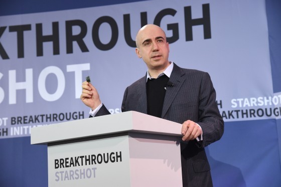 NEW YORK, NEW YORK - APRIL 12: Yuri Milner, Breakthrough Prize and DST Global Founder, demonstrates a new chip on stage as Yuri Milner and Stephen Hawking host press conference to announce Breakthrough Starshot, a new space exploration initiative, at One World Observatory on April 12, 2016 in New York City. (Photo by Bryan Bedder/Getty Images for Breakthrough Prize Foundation) *** Local Caption *** Yuri Milner