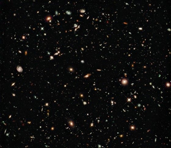 哈柏XDF極深空影像圖穿越時空看見4.5億歲星系- PanSci 泛科學