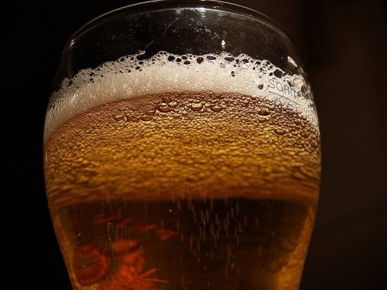 Magnets could help make less foamy beer