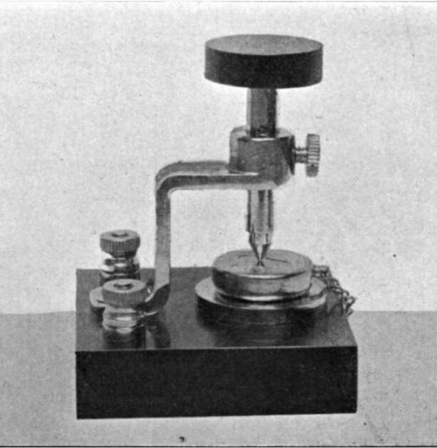 Silicon_crystal_detector PanSci 泛科學